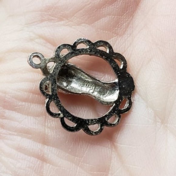 Vintage Christmas Stocking Sterling Silver Pendant - Picture 3 of 6